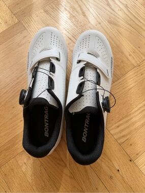 Women’s Bontrager cycling shoes